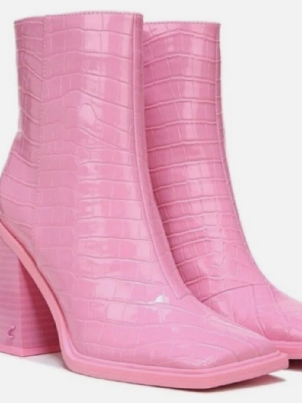Circus /Layla Bootie in Pink Carnation by Sam Edelman/ Chunky Heel